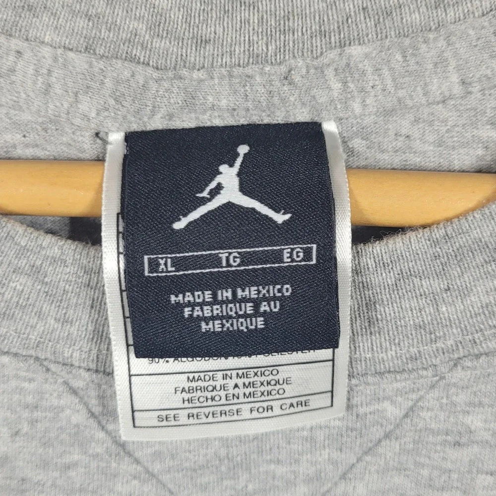 Vintage Air Jordan Sleeveless Shirt Men XL Gray Air Jordan XV 15 Graphic T-Shirt
